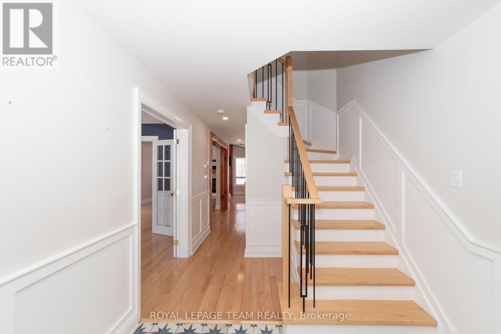 2207 Nature Trail Crescent