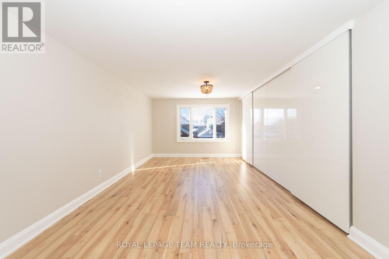 2207 Nature Trail Crescent