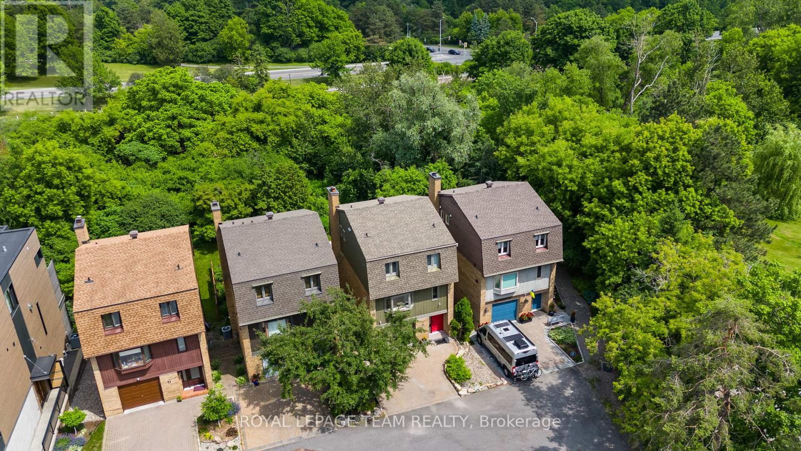 4 - 1011 Prince Of Wales Drive