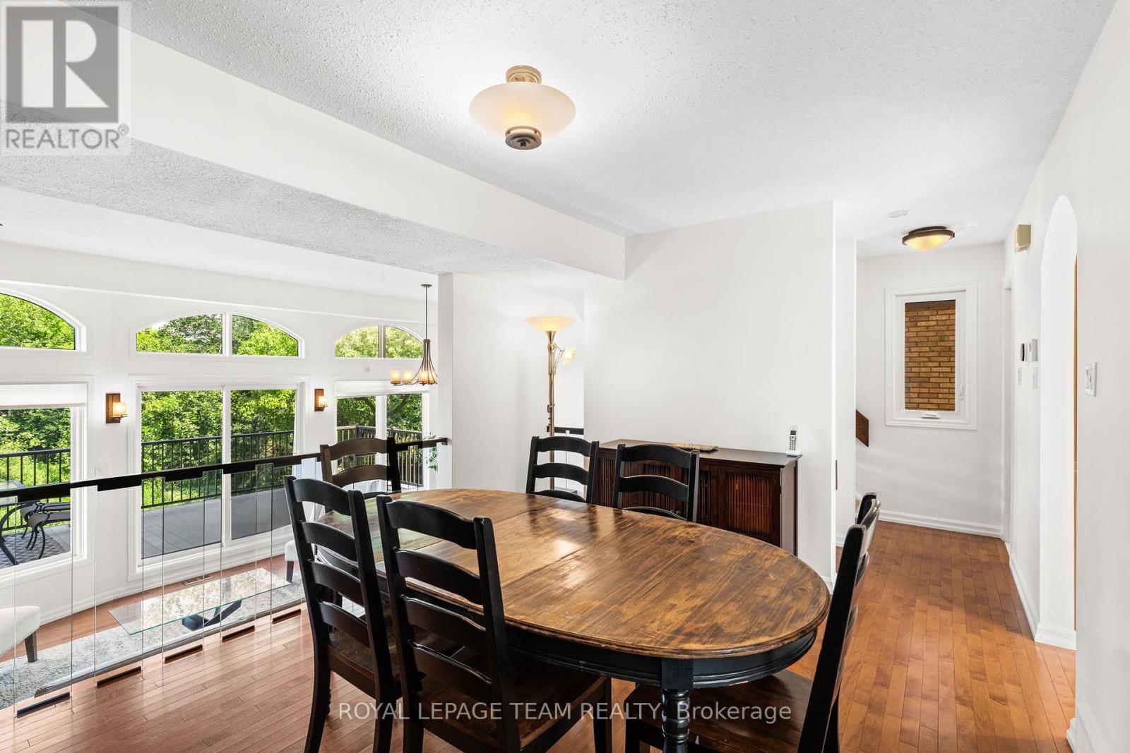 4 - 1011 Prince Of Wales Drive