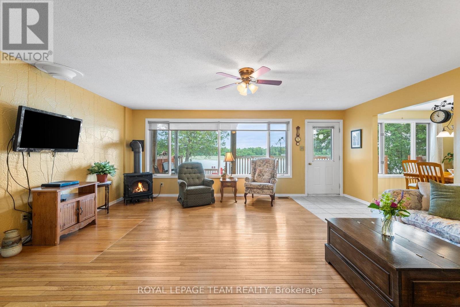 2733 Rideau Glen Lane