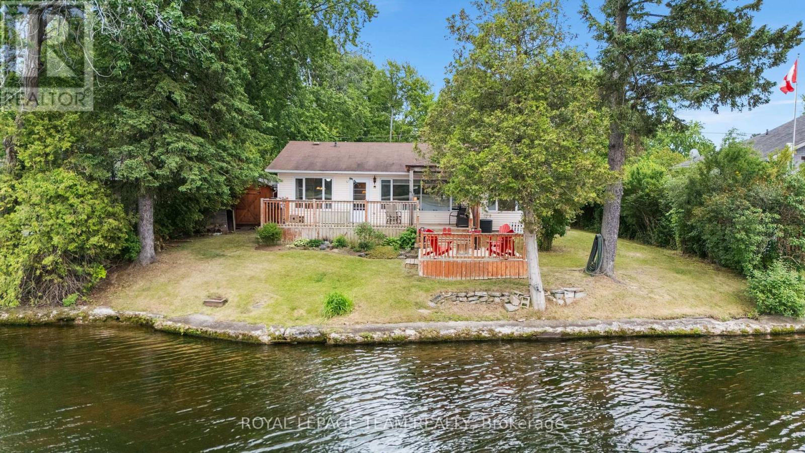 2733 Rideau Glen Lane