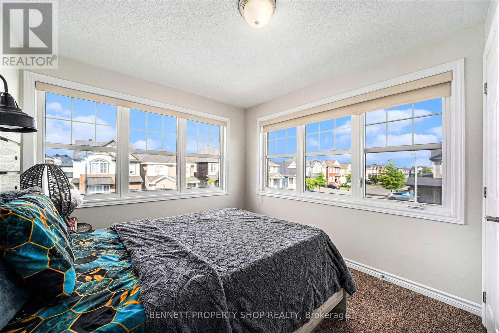 52 Oxalis Crescent