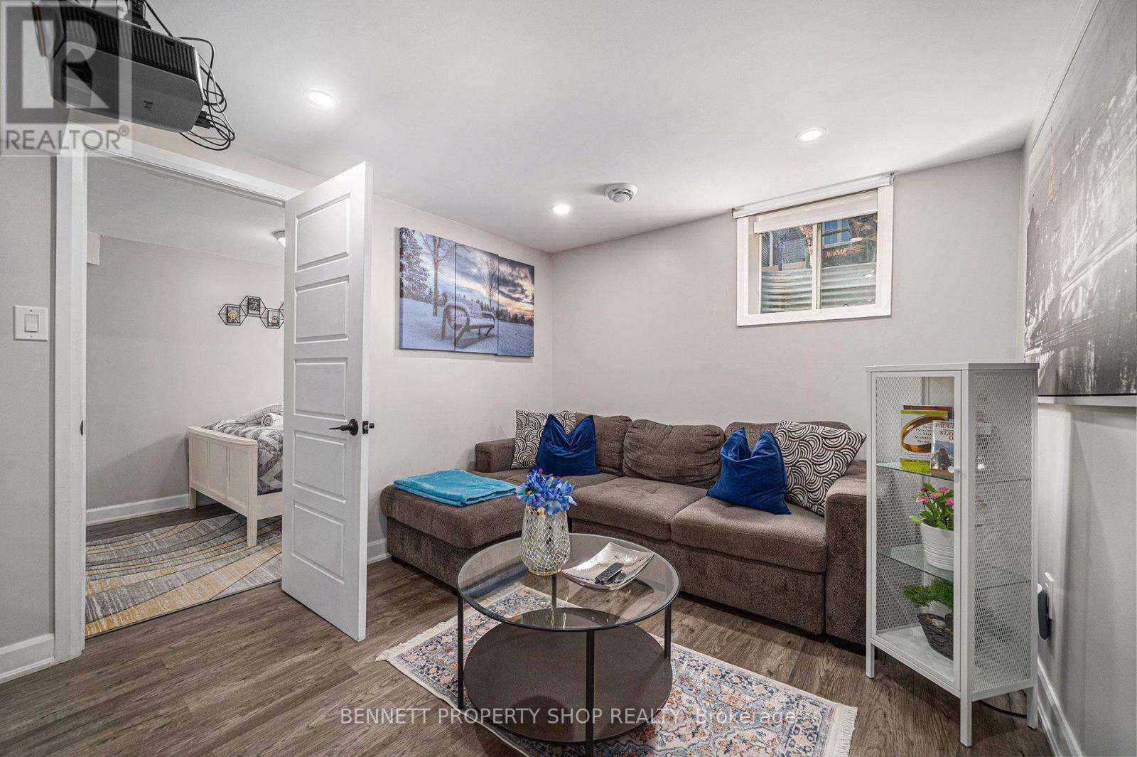 52 Oxalis Crescent