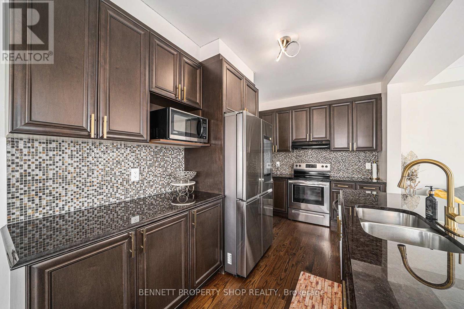 52 Oxalis Crescent