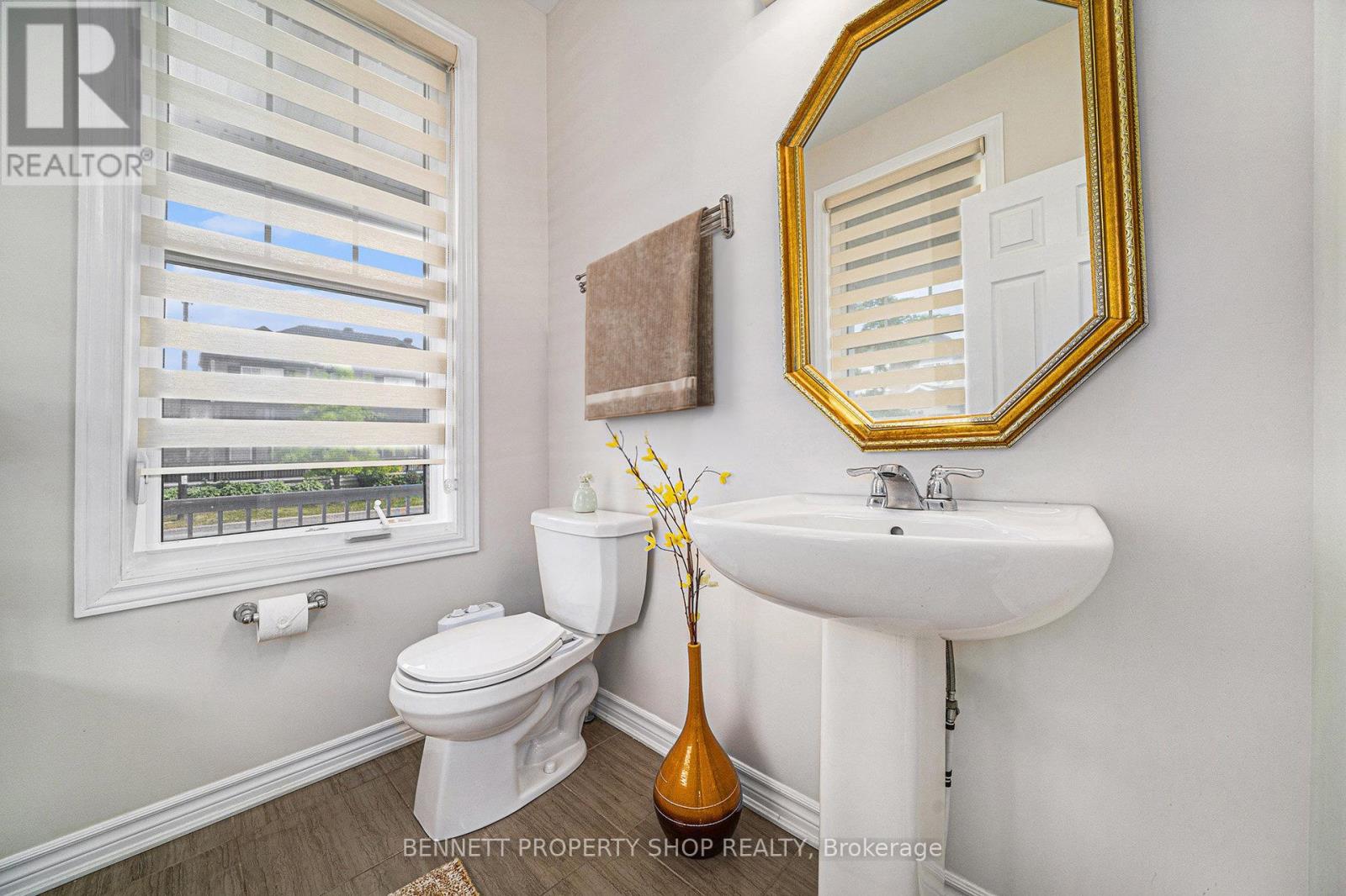 52 Oxalis Crescent