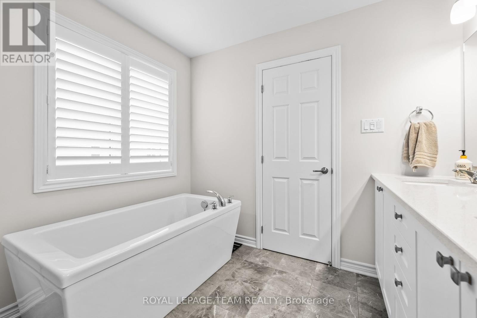 1135 Apolune Street