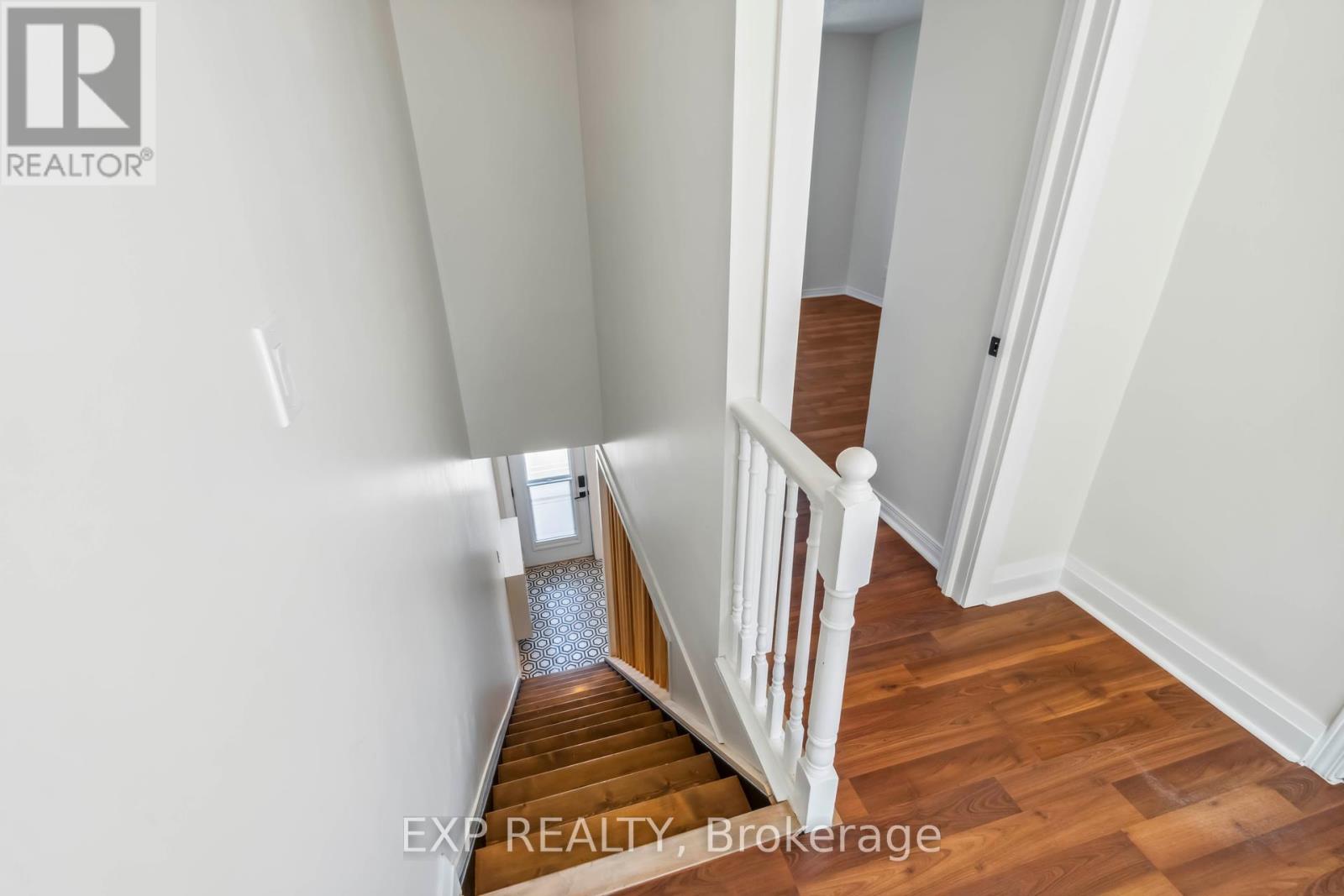 8 Orangeville Street