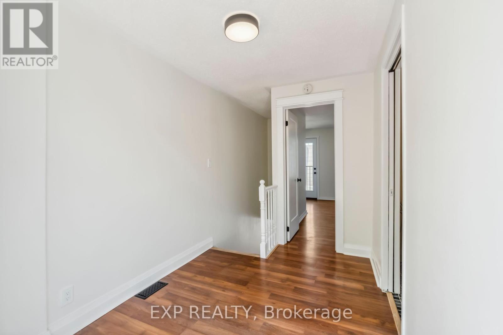 8 Orangeville Street