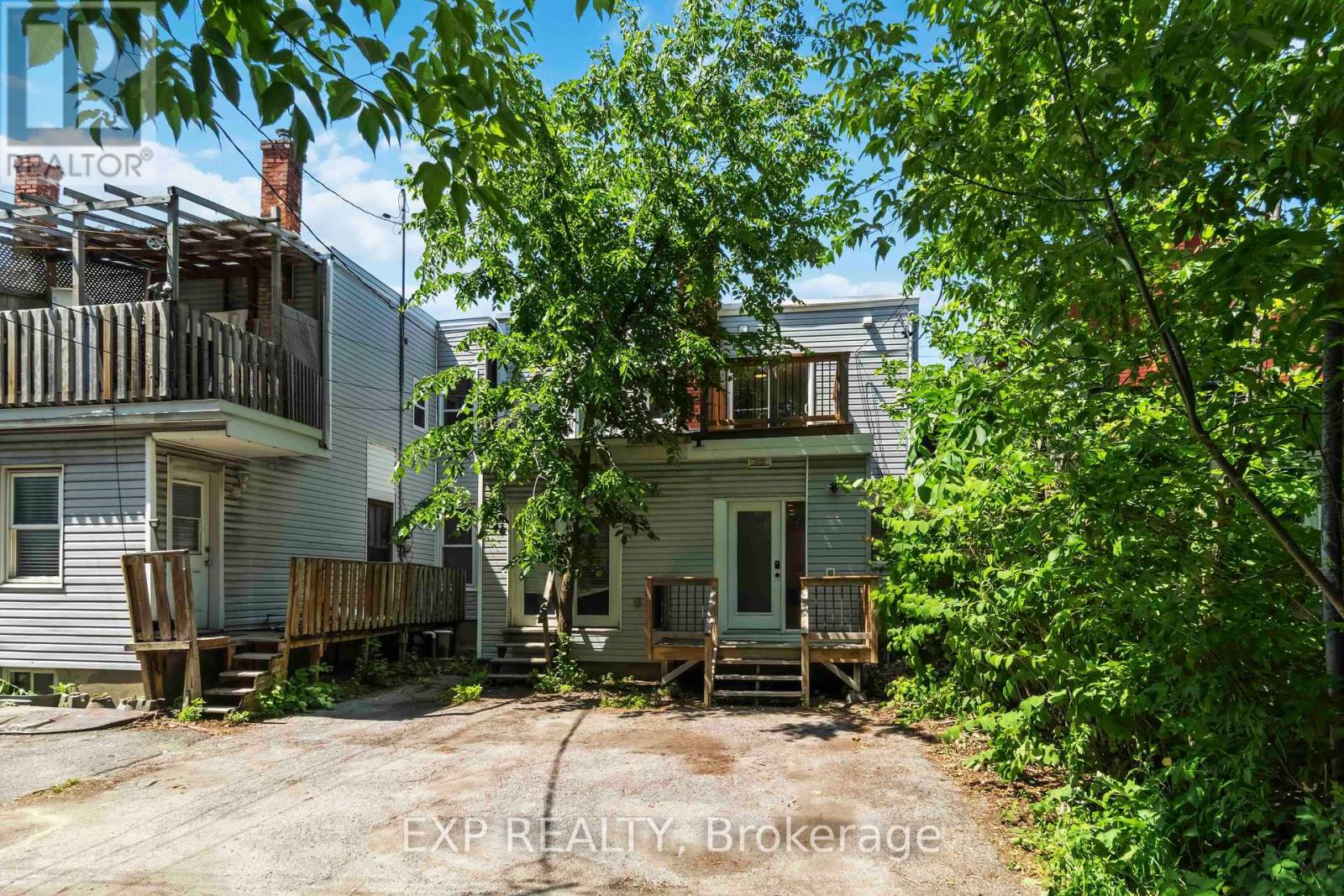 8 Orangeville Street