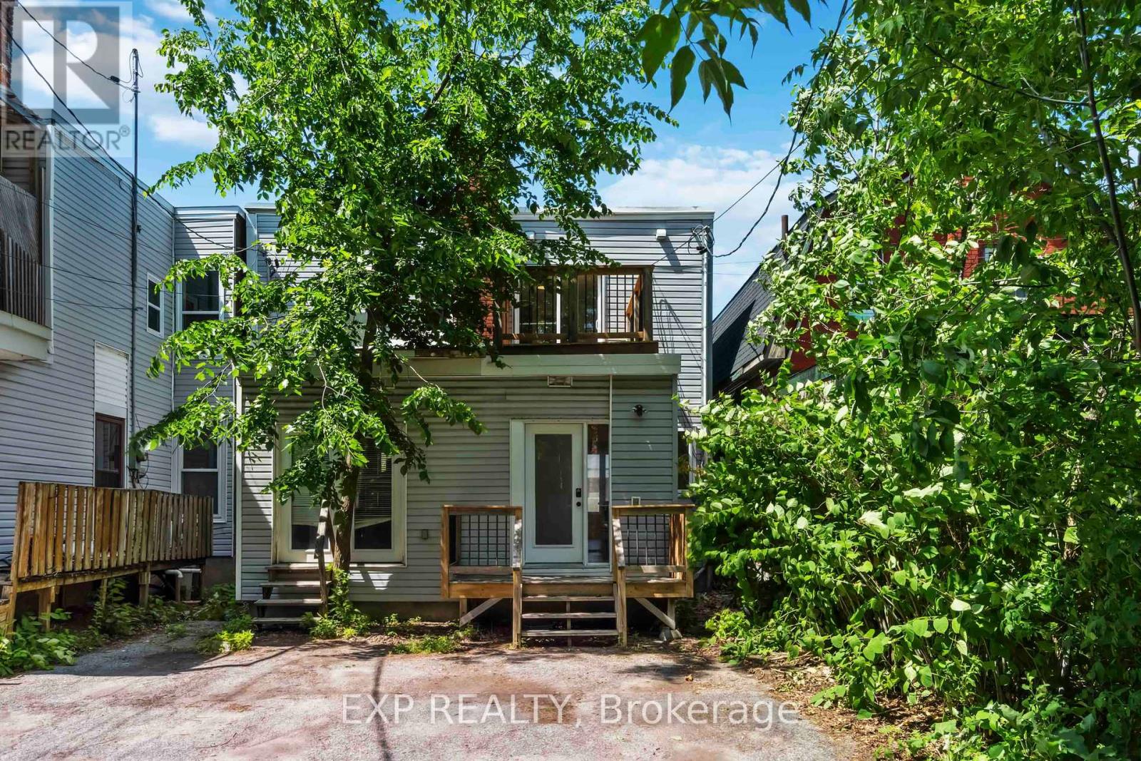 8 Orangeville Street