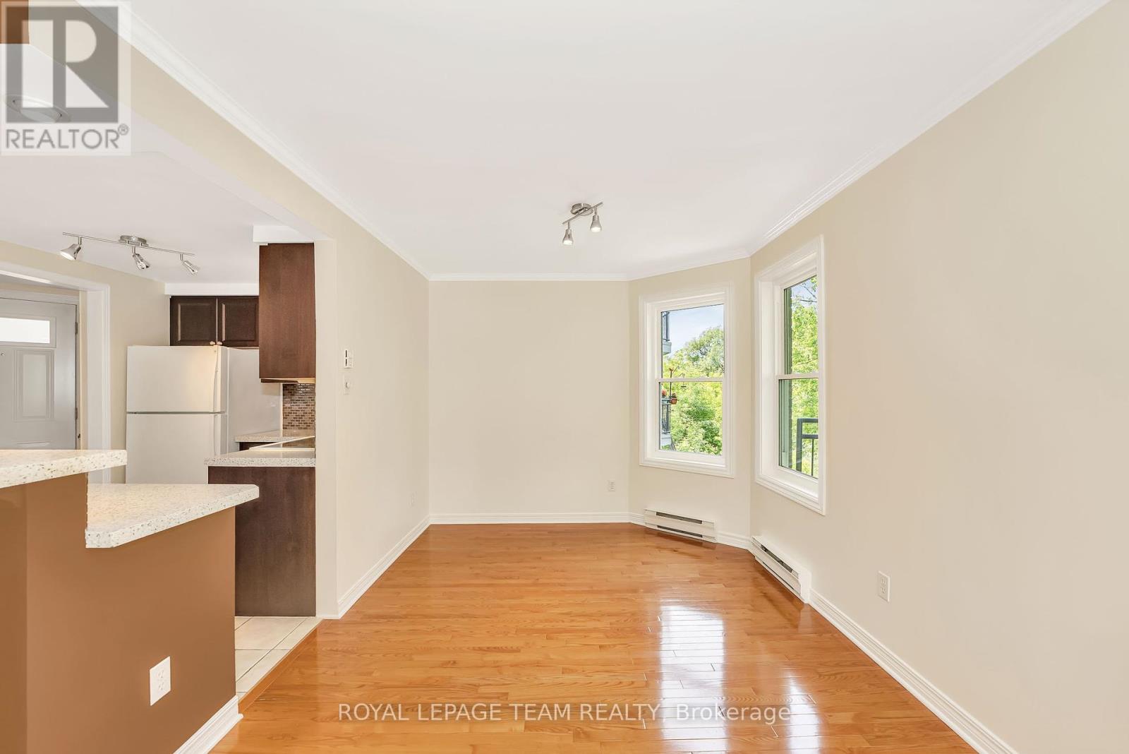1 - 1121 Bavlie Avenue