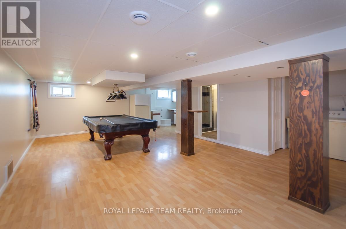 16 Brook Lane