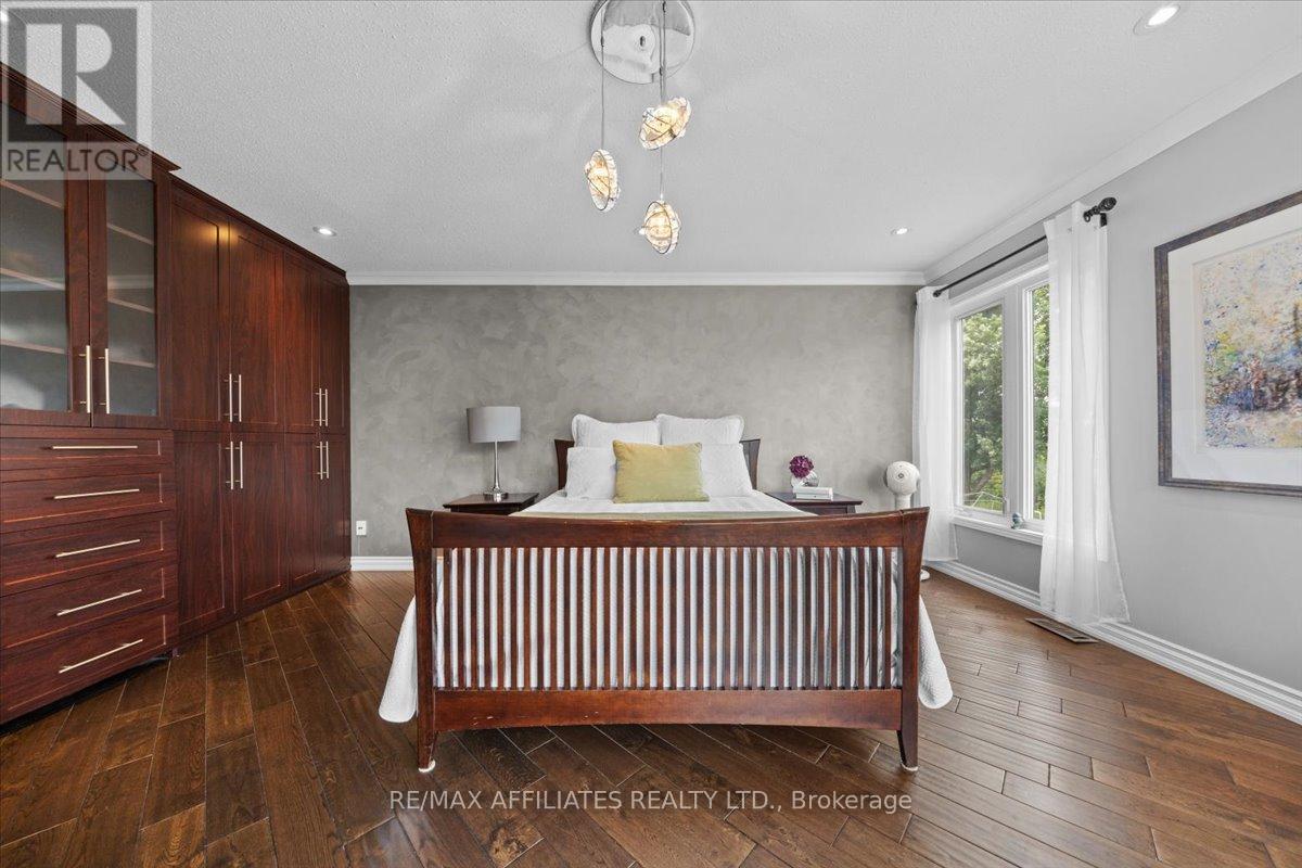 800 Fairwinds Terrace