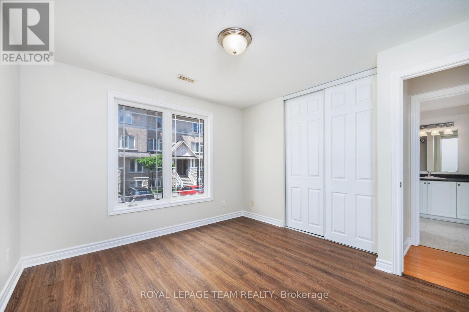 4 - 236 Paseo Private