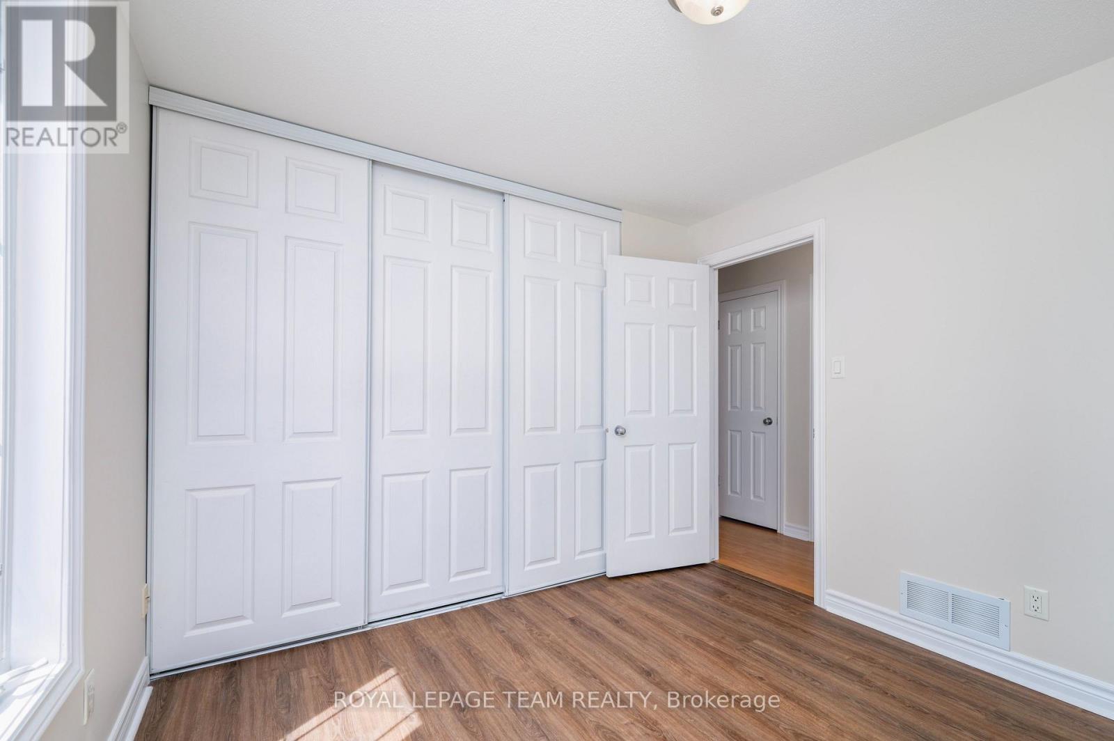 4 - 236 Paseo Private