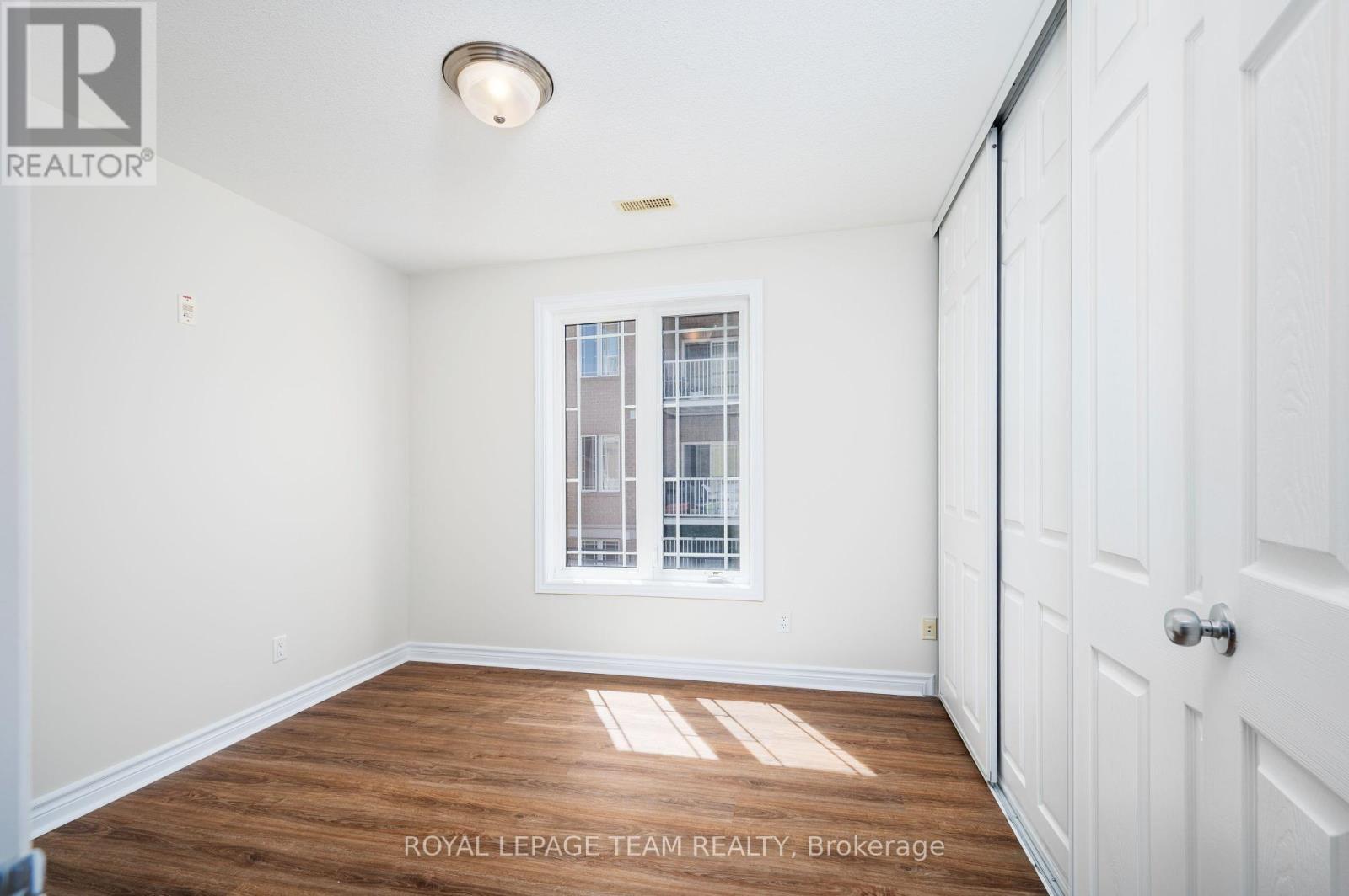 4 - 236 Paseo Private