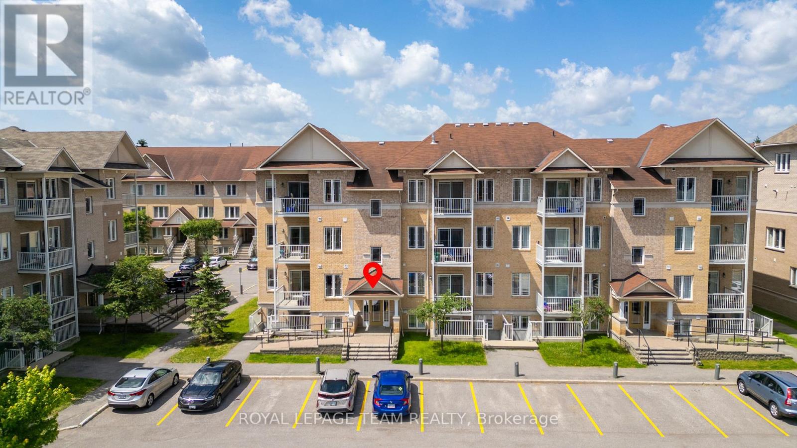 4 - 236 Paseo Private