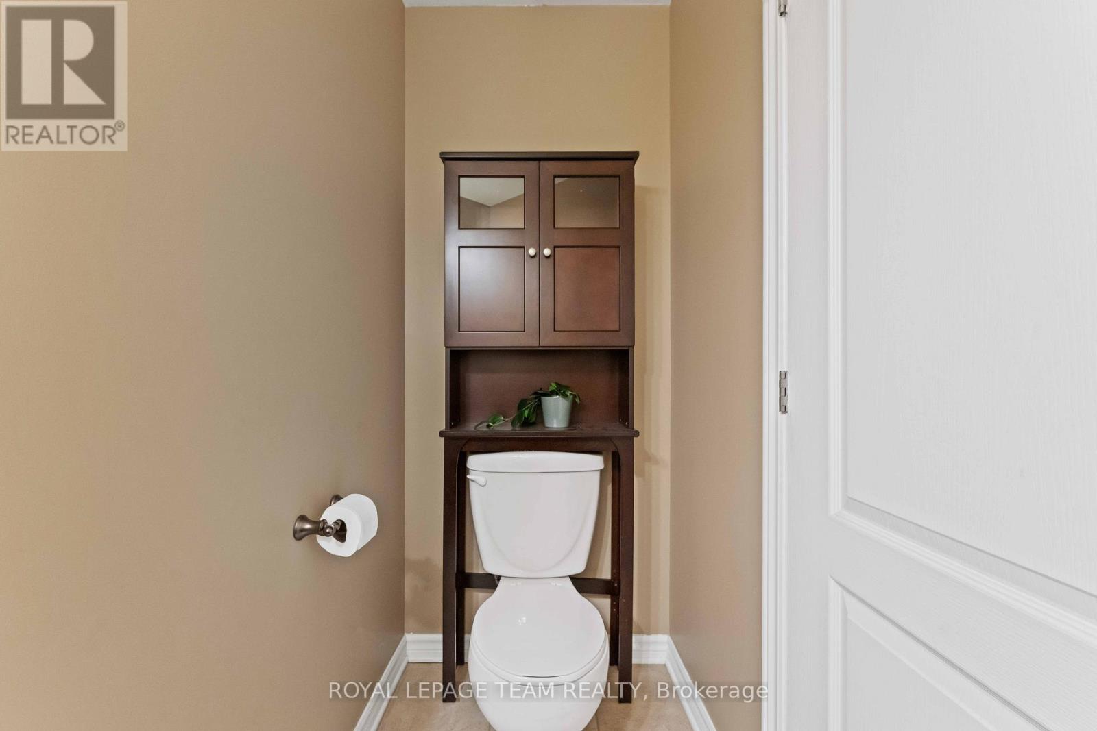747 Long Point Circle