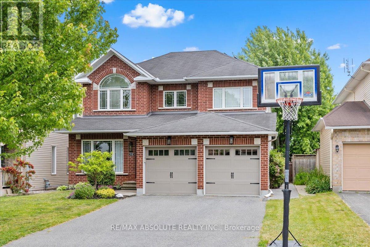112 Muskego Crescent