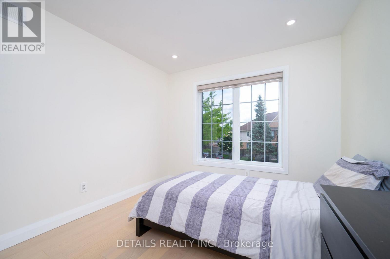 732 Carmella Crescent