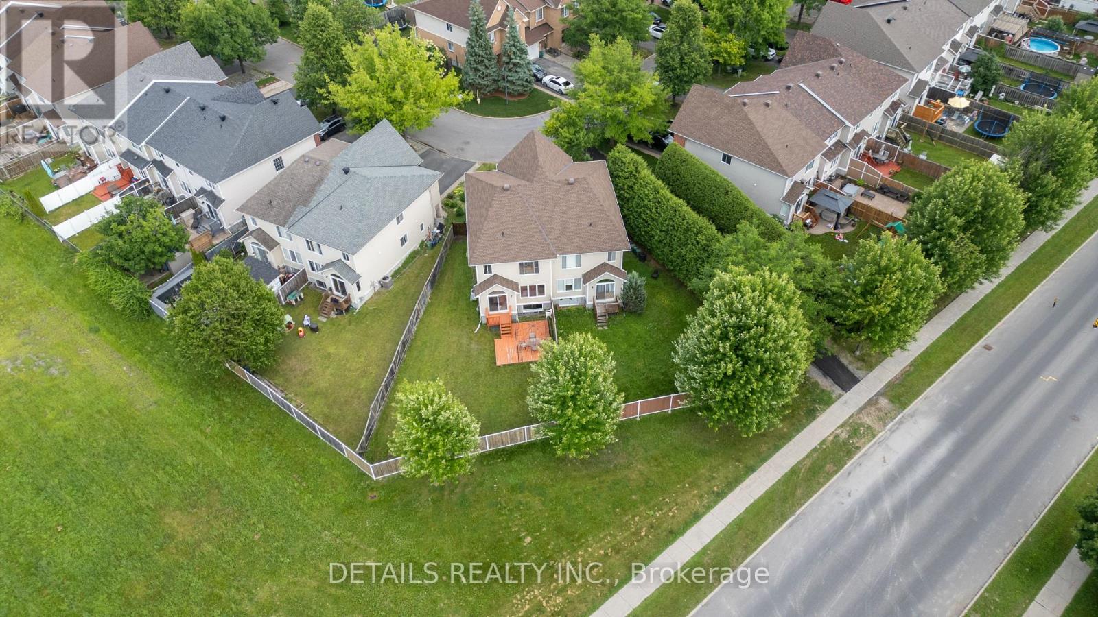 732 Carmella Crescent