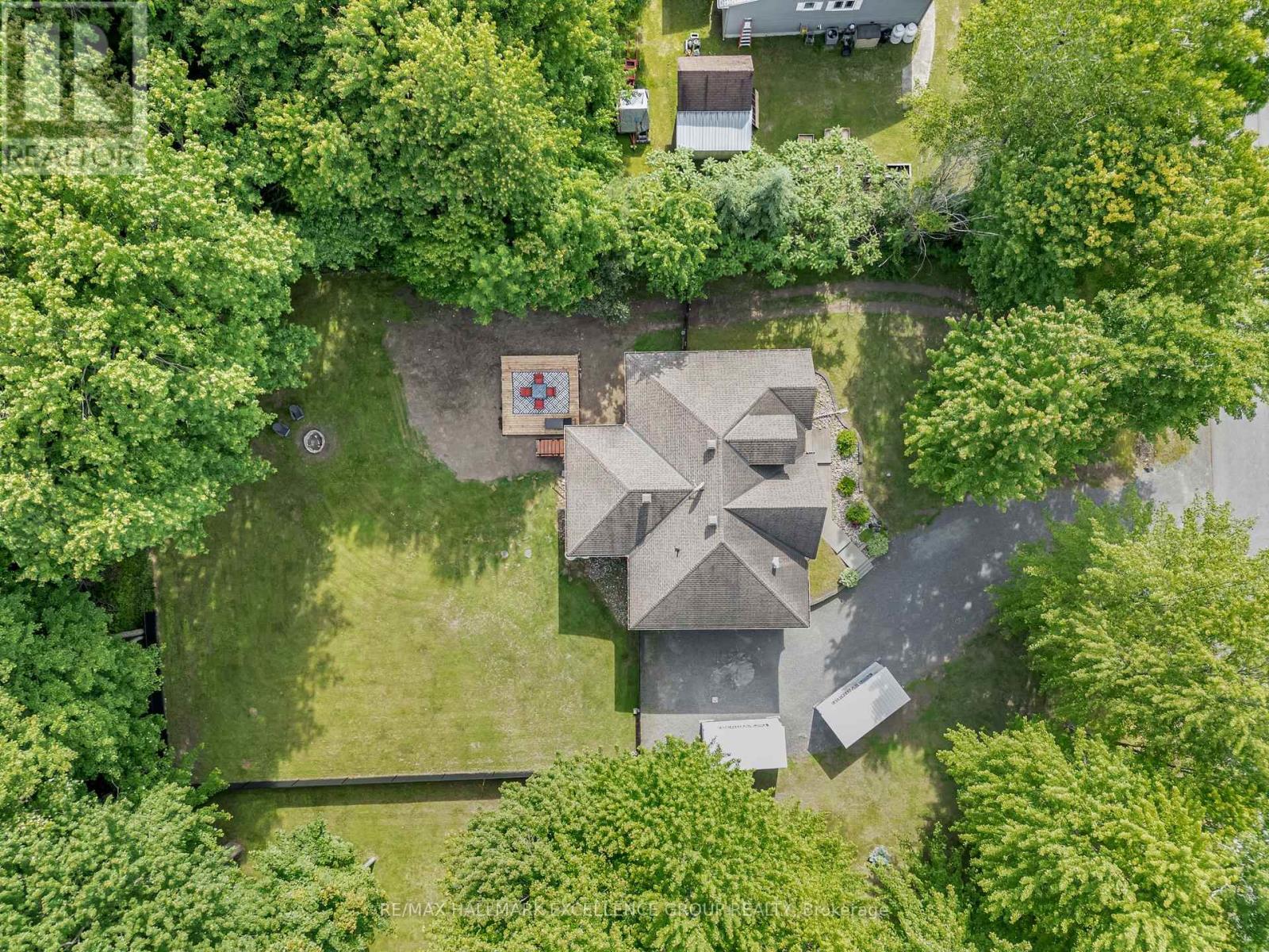 2709 Dubois Street