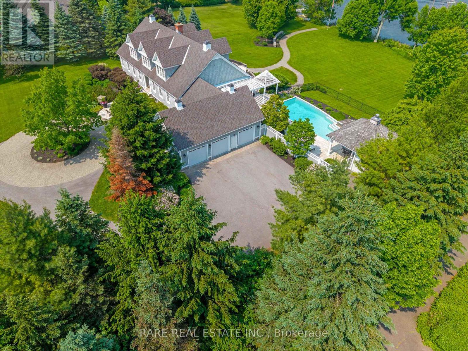 6029 Rideau Valley Drive N