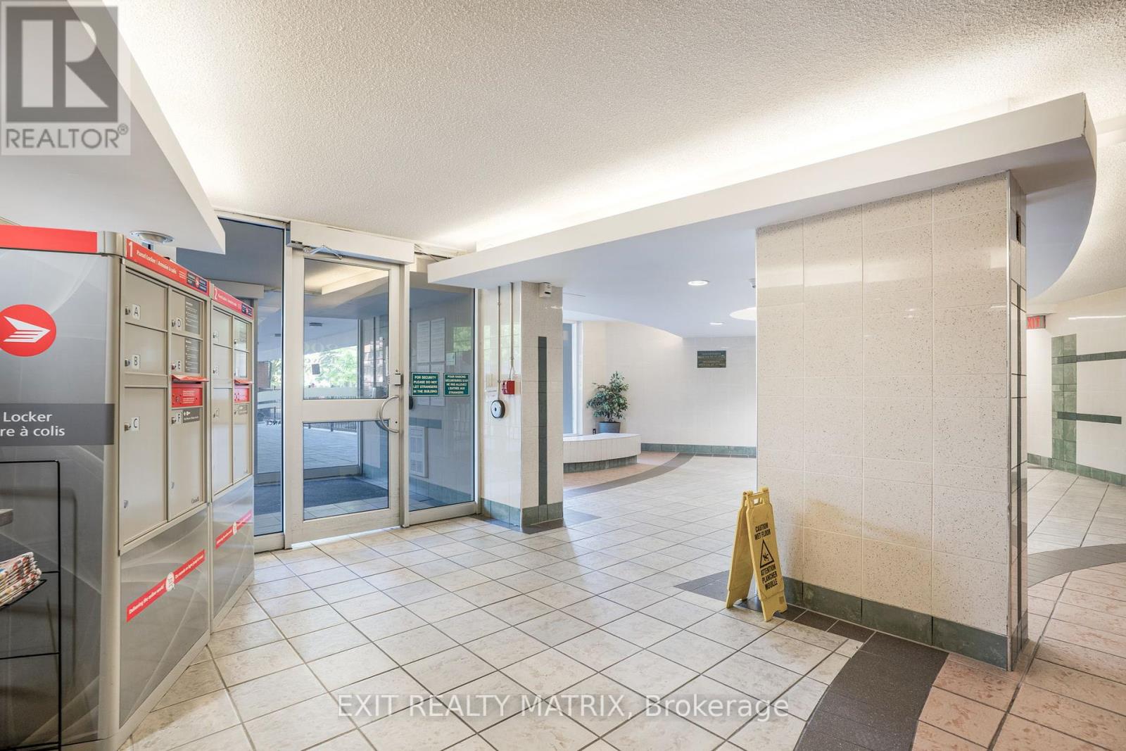 1005 - 2000 Jasmine Crescent