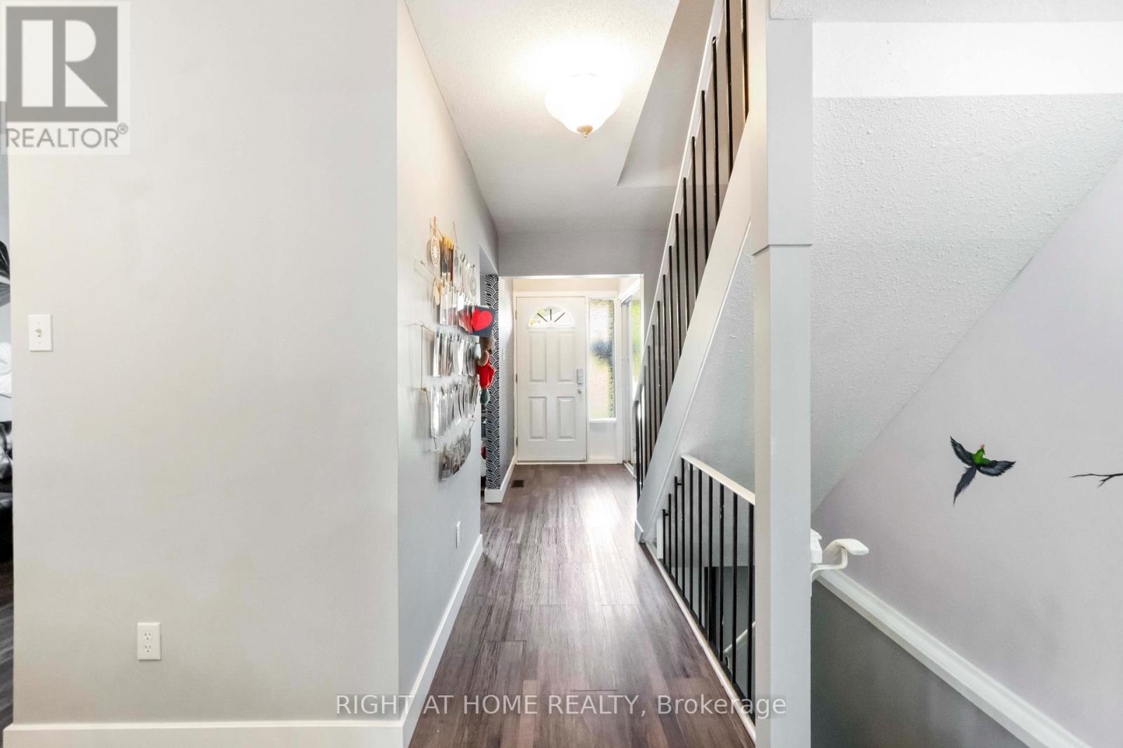 3 - 21 Midland Crescent