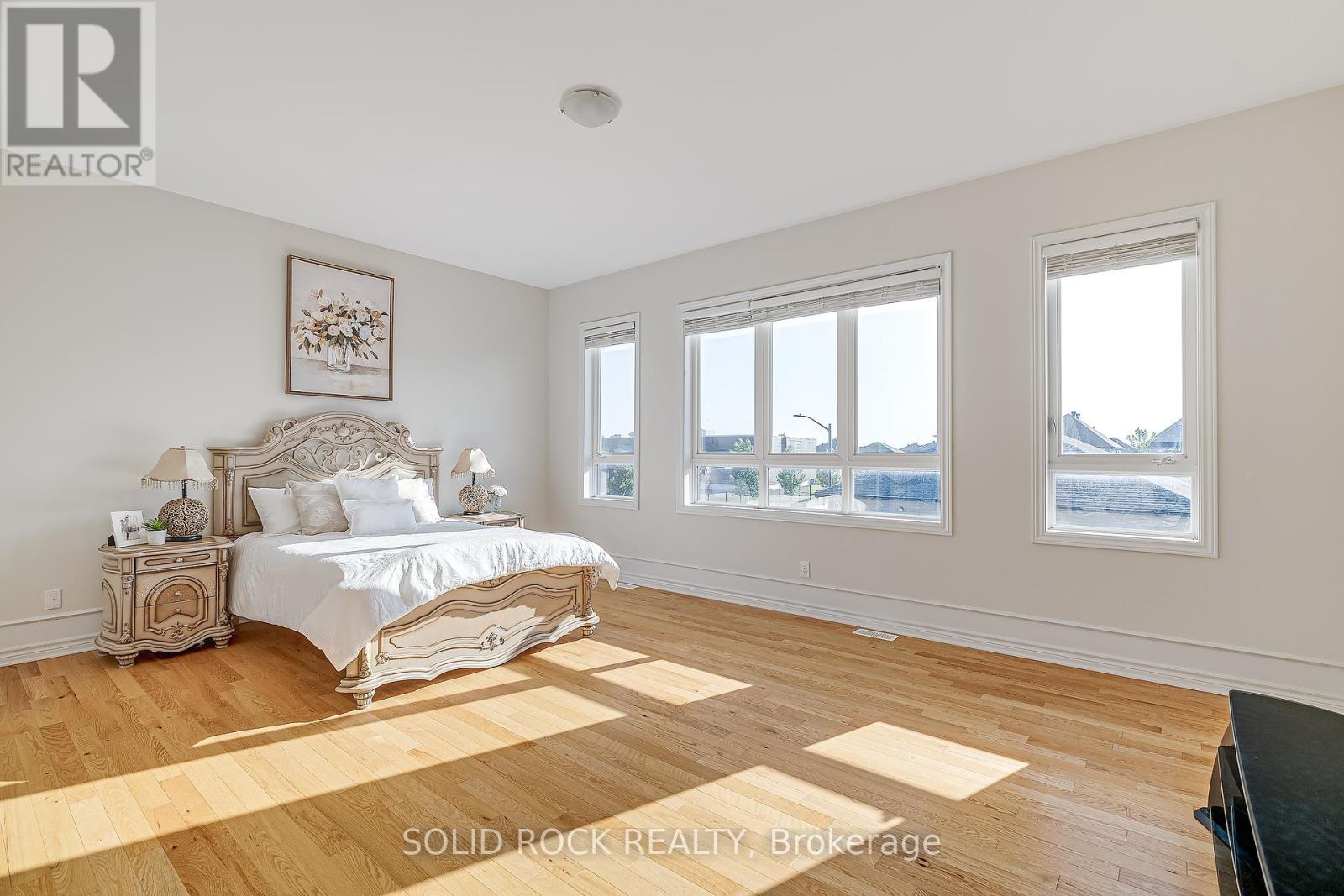 326 Memorial Grove