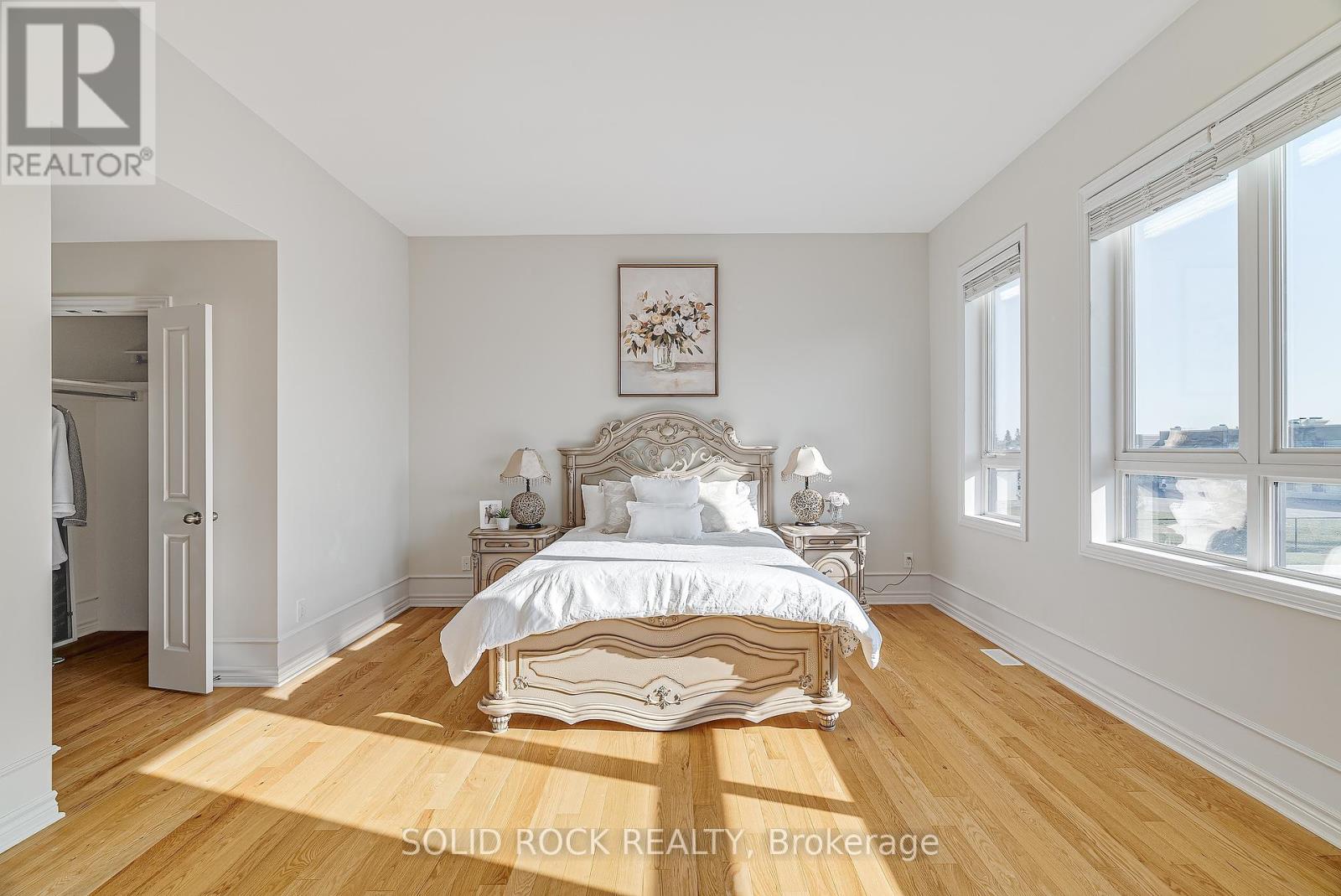 326 Memorial Grove