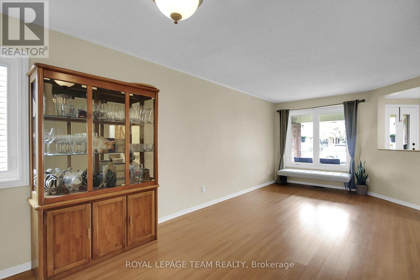 102 Longshire Circle