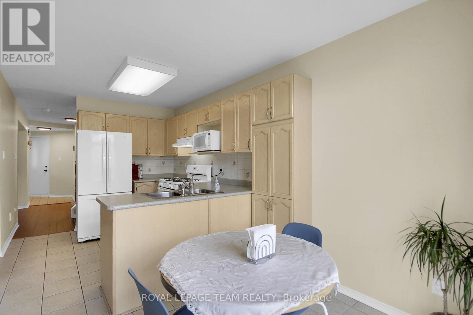 102 Longshire Circle