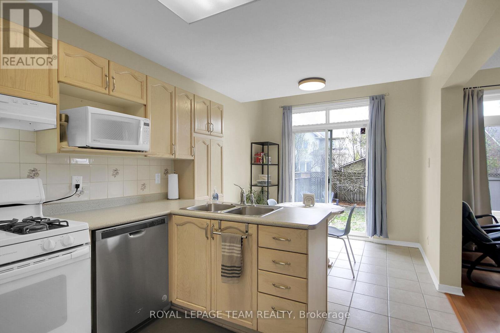 102 Longshire Circle