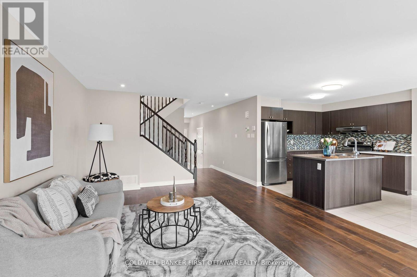 2459 Esprit Drive