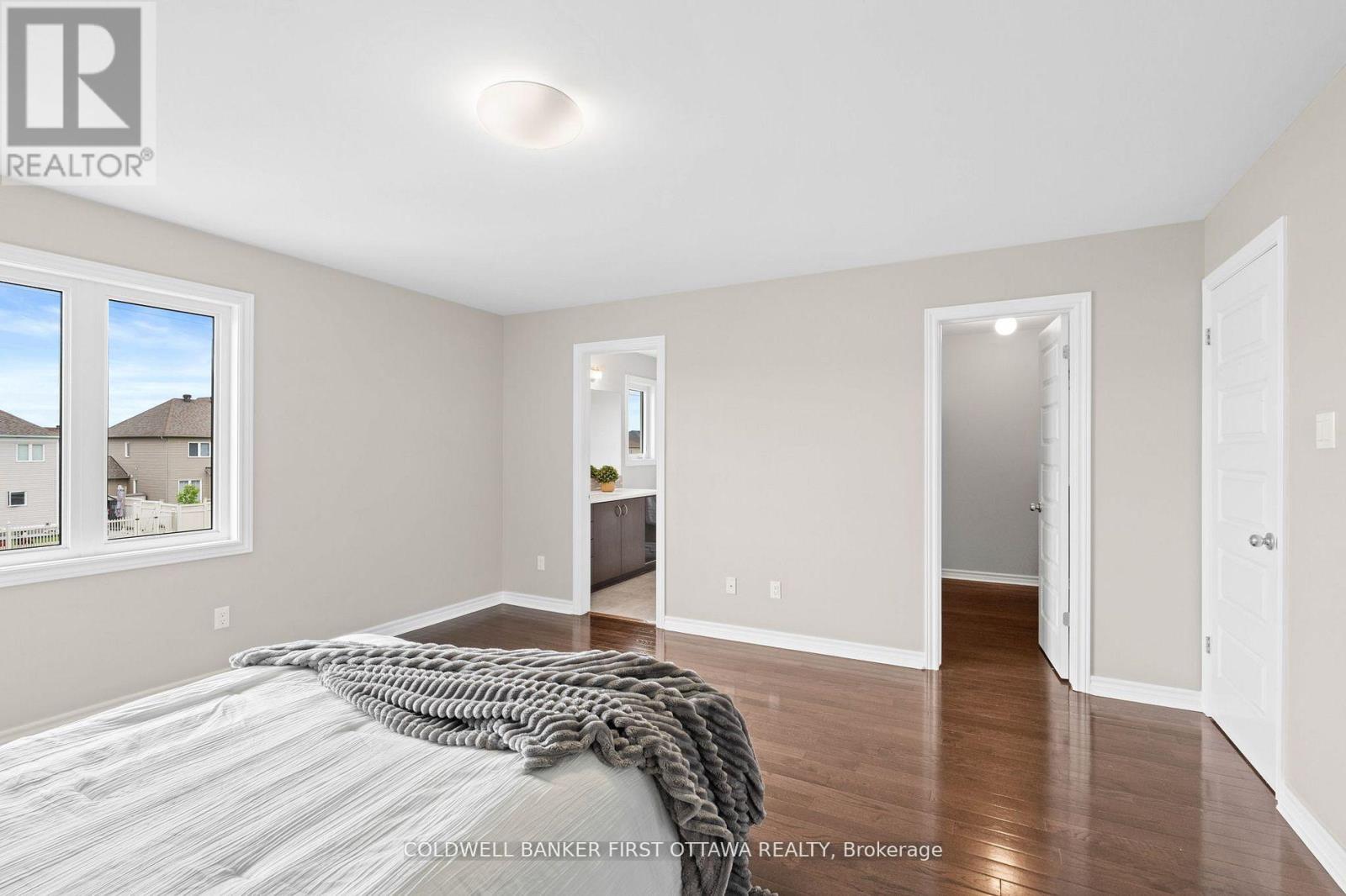 2459 Esprit Drive