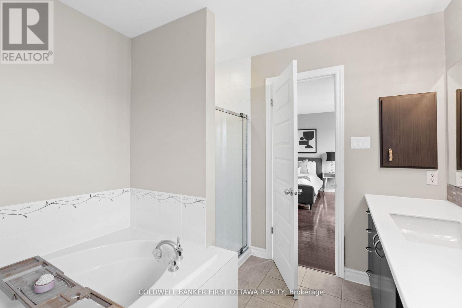 2459 Esprit Drive