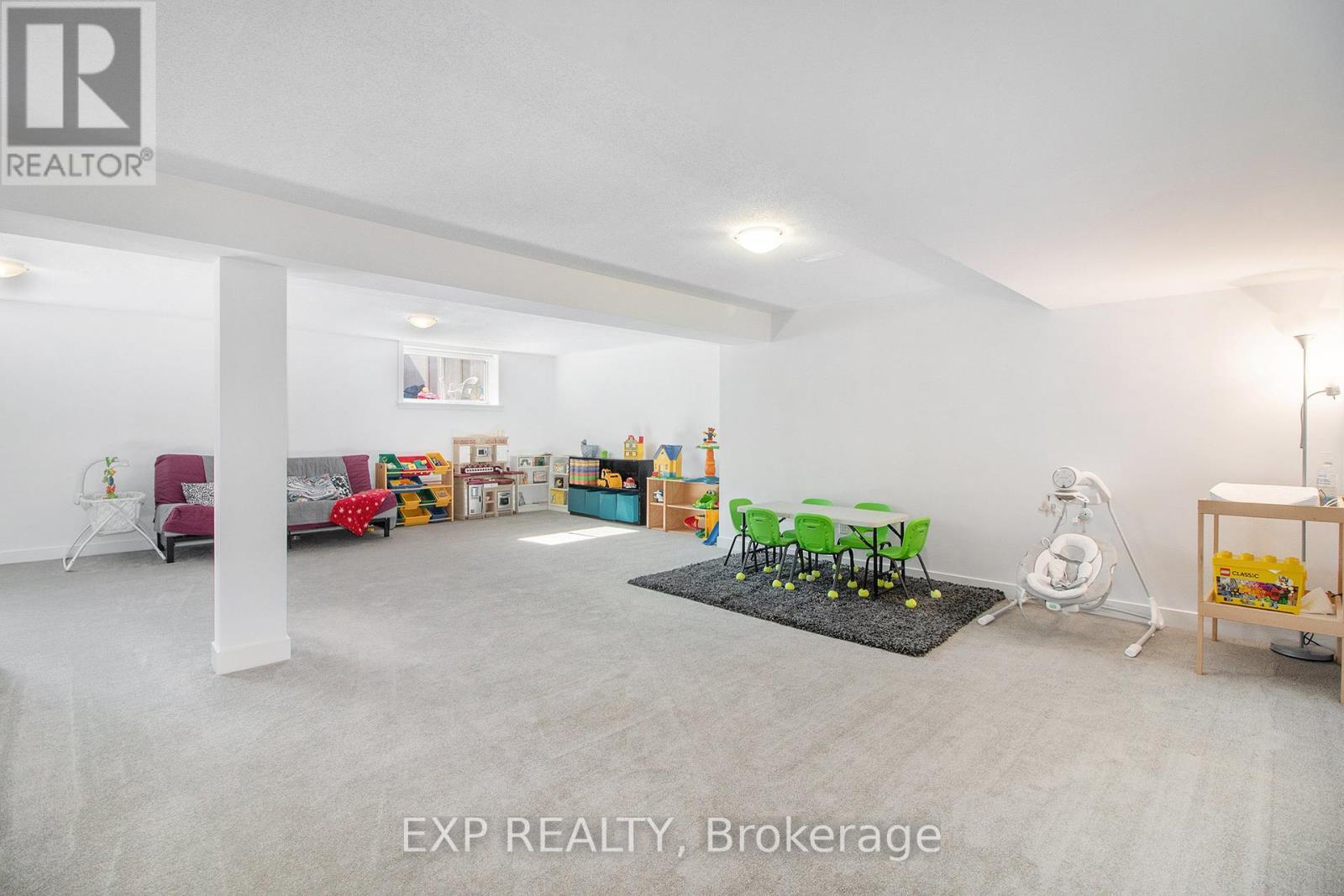 908 Embankment Street