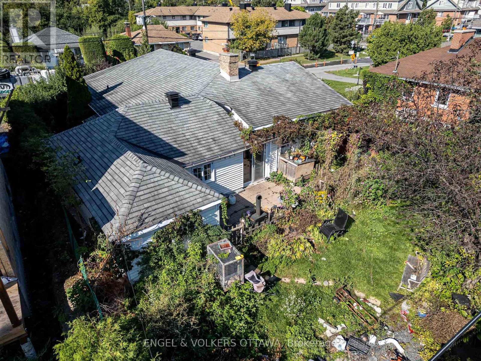467 Edgeworth Avenue