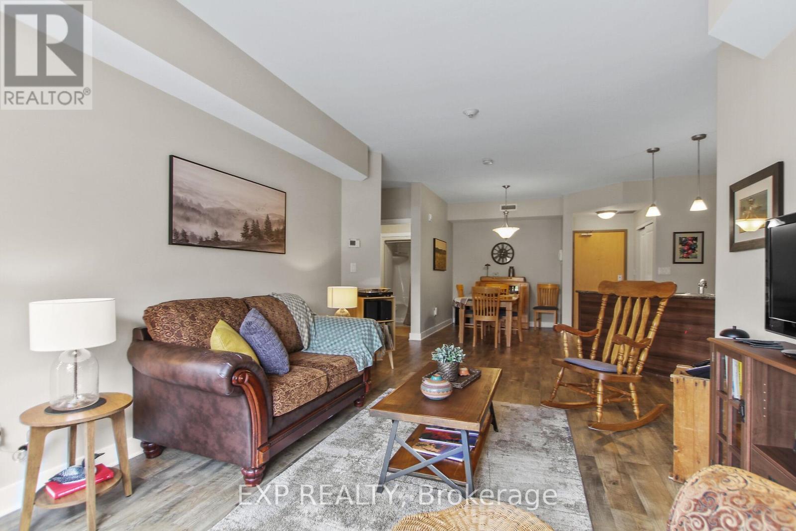 103 - 100 Jamieson Street