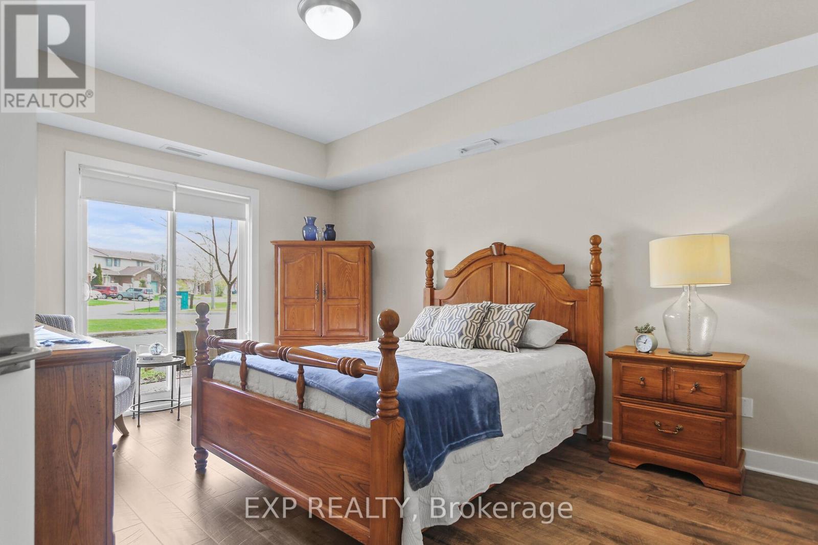 103 - 100 Jamieson Street