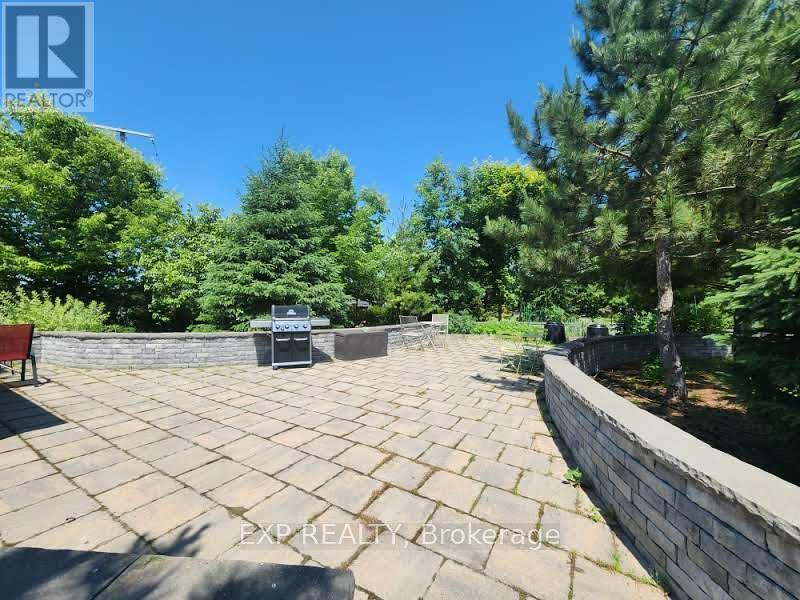 103 - 100 Jamieson Street