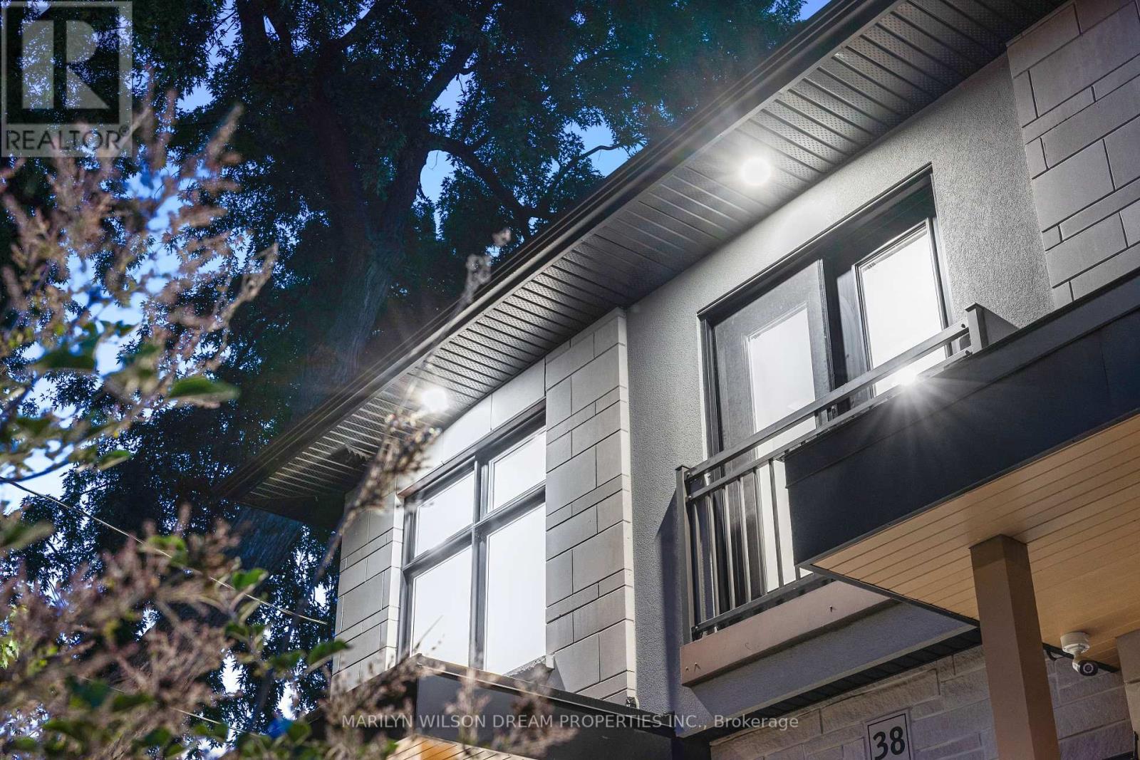 38 Sunnymede Avenue