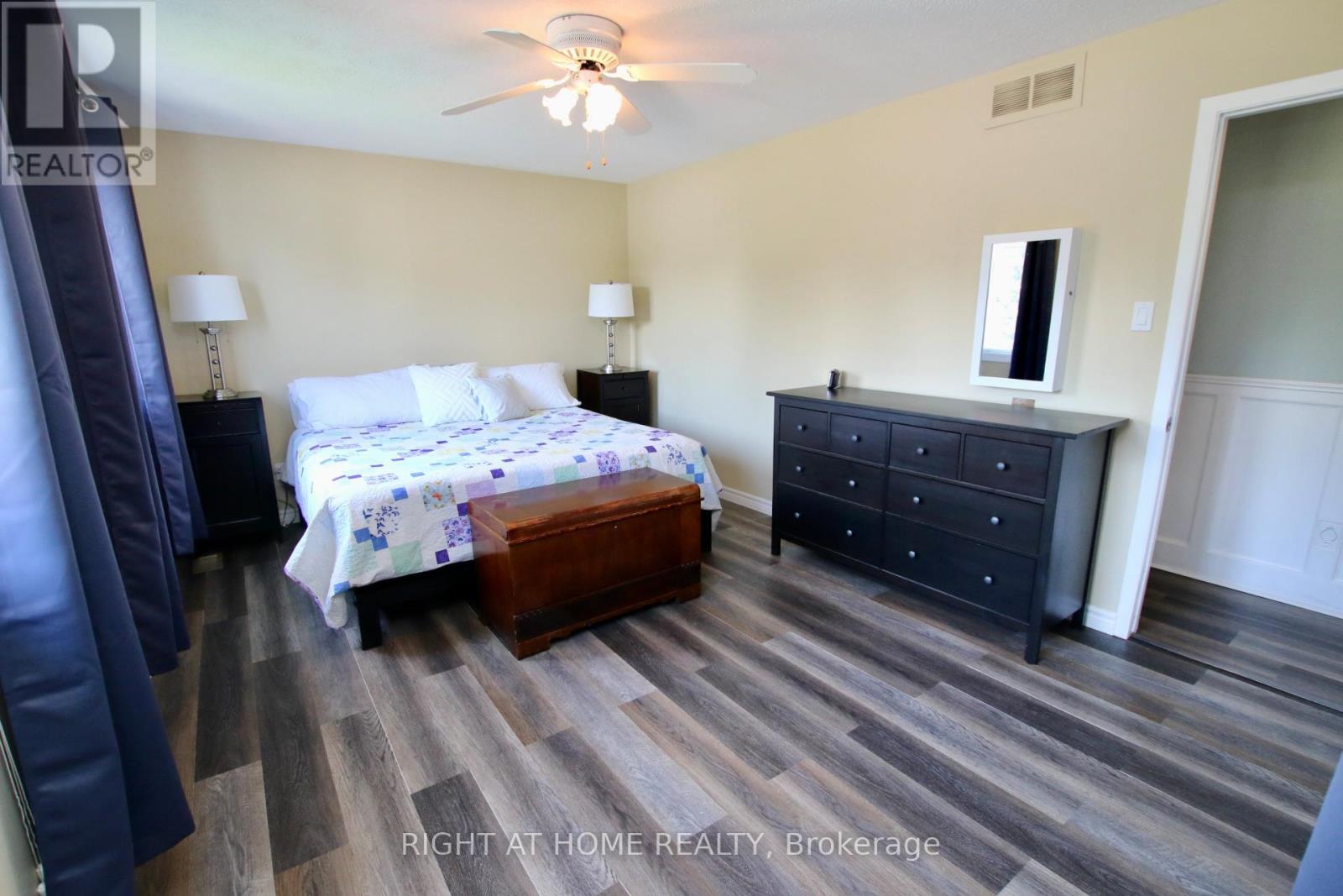 159 Dunlop Crescent