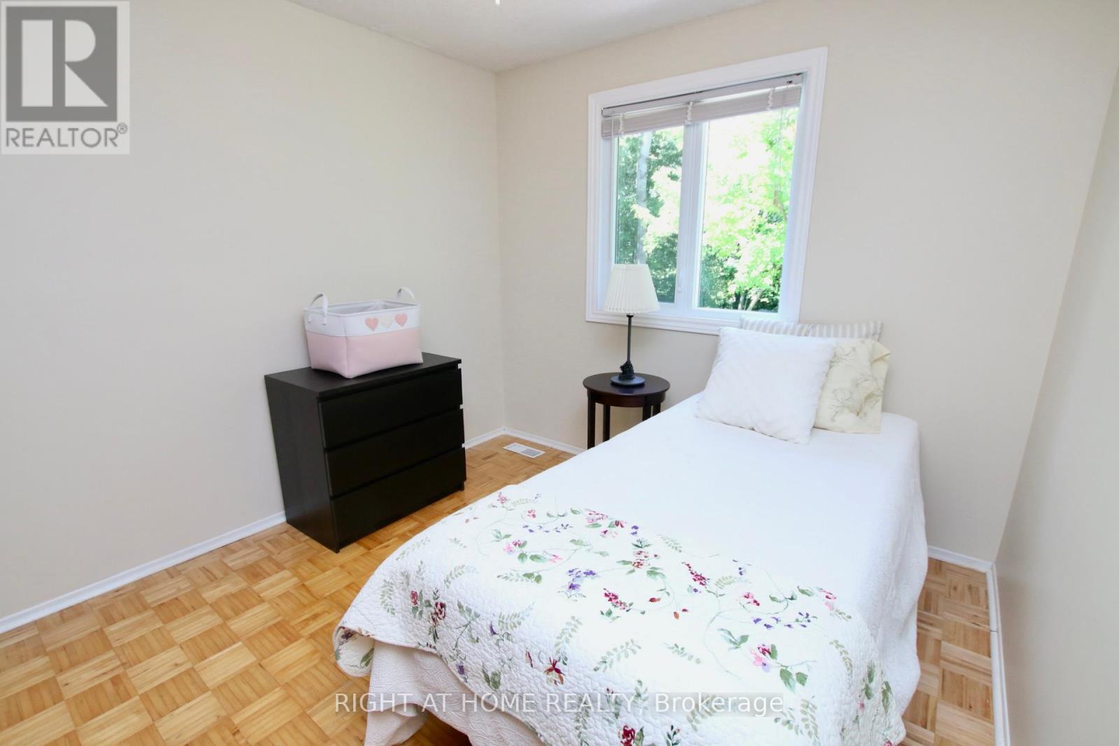 159 Dunlop Crescent