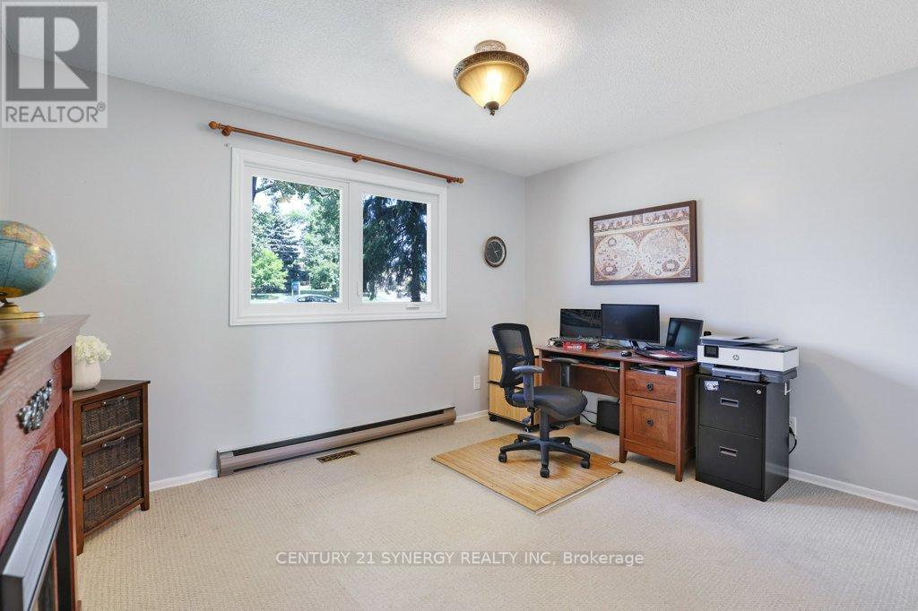 1106 Dunning Road