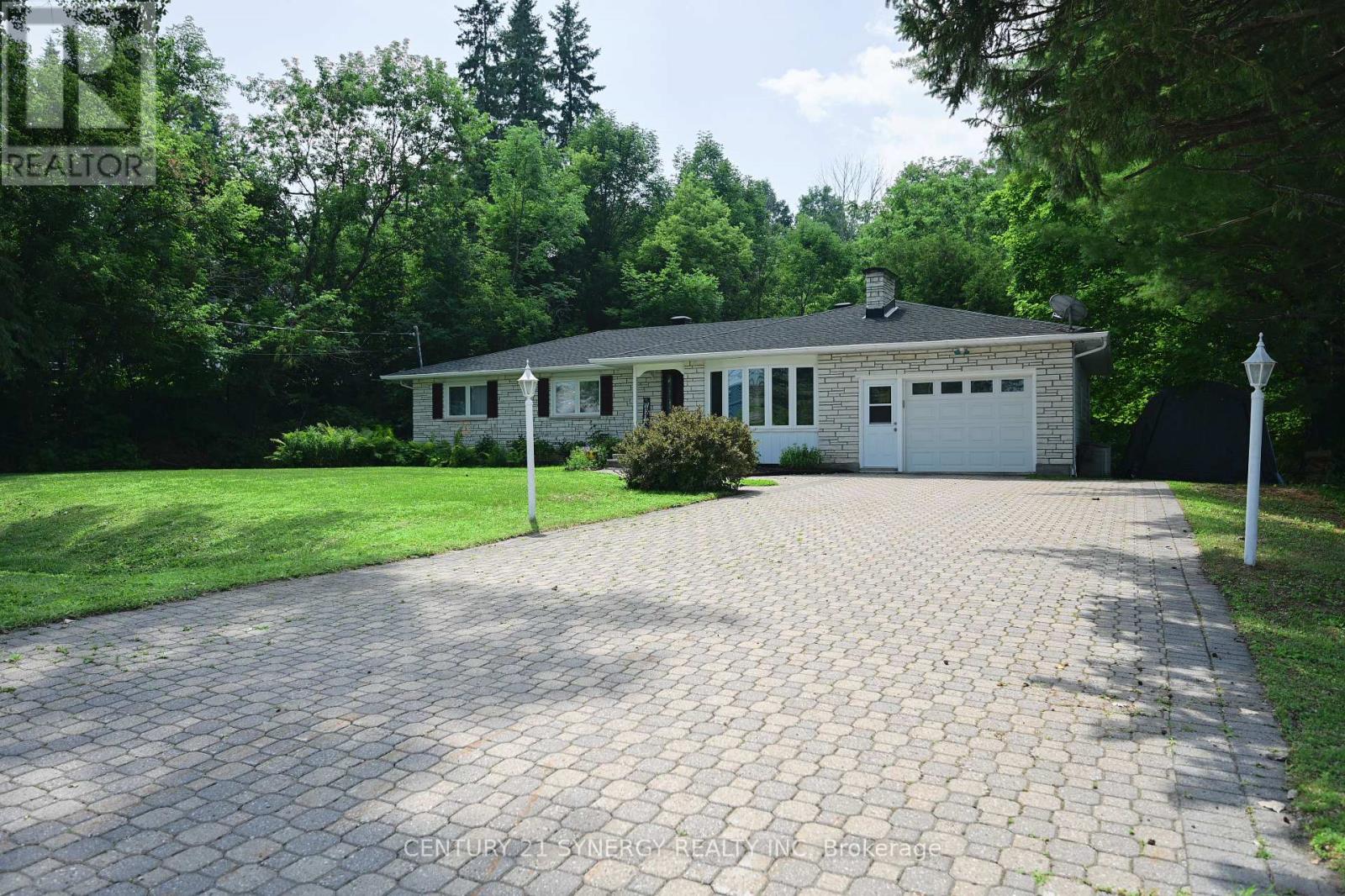 1106 Dunning Road