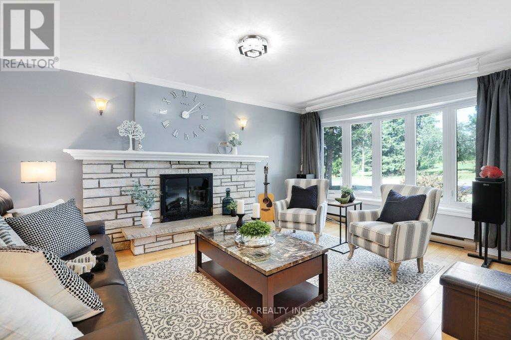 1106 Dunning Road