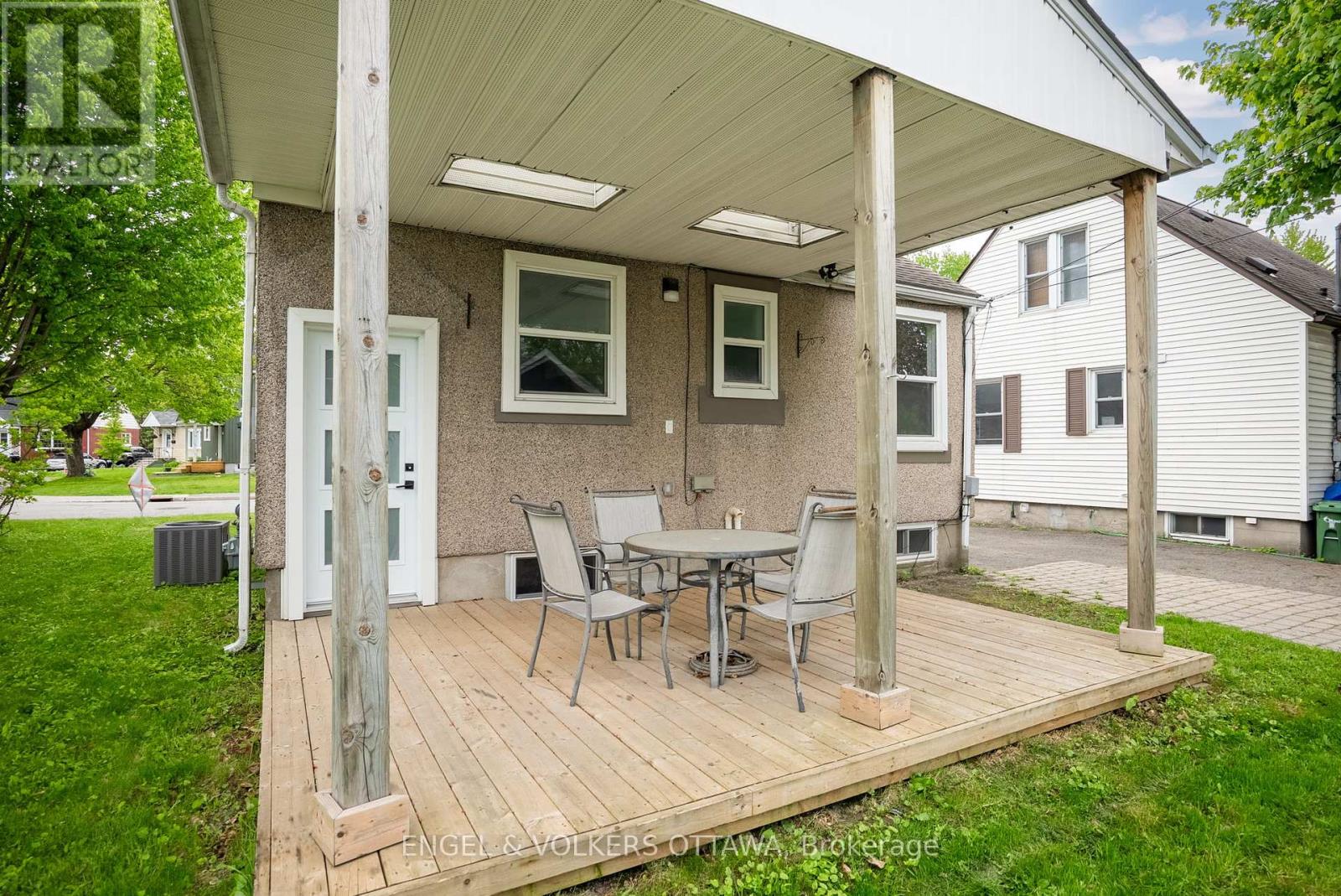 141 Crerar Avenue